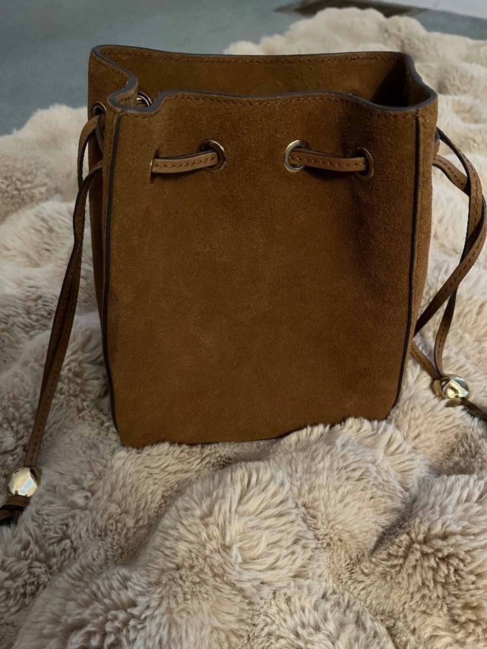 Adorable Madewell Suede Crossbody Bag